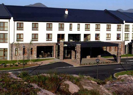 Golden'S Cove Apartments At Sneem Hotel Esterno foto